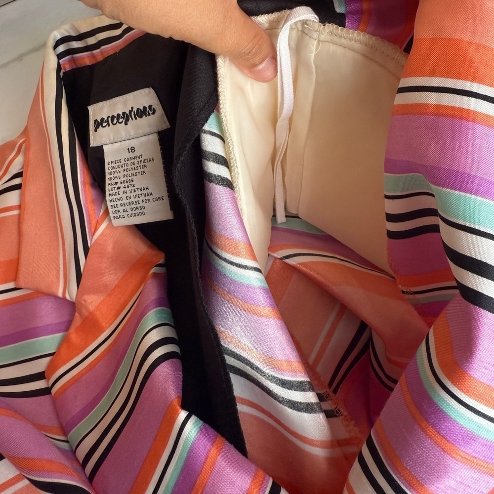 Perceptions Women's Striped Multicolor Blazer size 18 - Picture 5 of 12